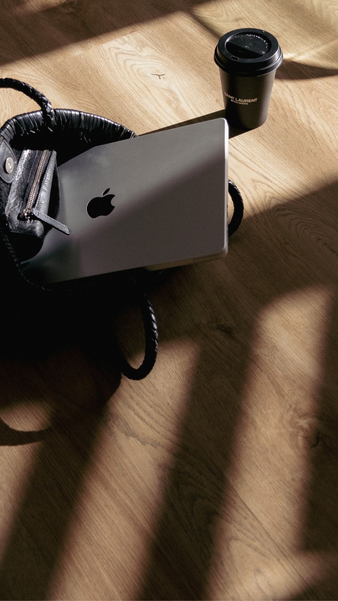 A full camera roll is just part of the job description when you join the SocialNectar team. 🤣
#interiordesignmarketing #interiordesignbusiness #socialmediaforinteriordesigners #contentstrategy #businessmarketing